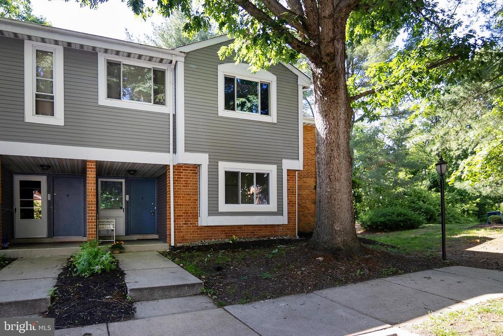 501-A MULBERRY CV, Mount Laurel, NJ 08054