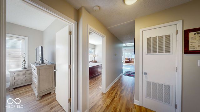 919 Broadway Street APT F, Indianapolis, IN 46202