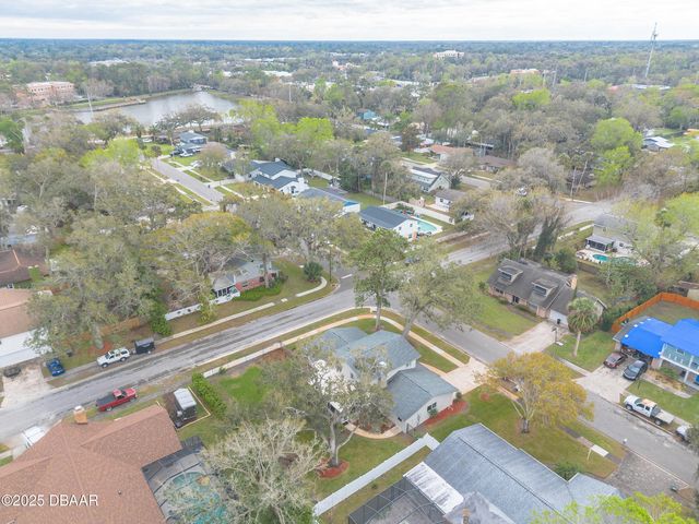 3729 Hugh Street, Port Orange, FL 32129