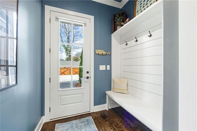 1129 Oakdale Drive SE, Smyrna, GA 30080