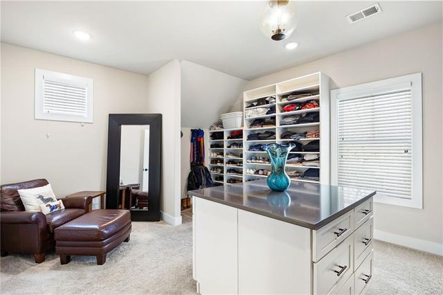 1129 Oakdale Drive SE, Smyrna, GA 30080