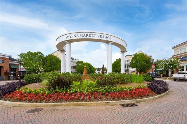 1129 Oakdale Drive SE, Smyrna, GA 30080