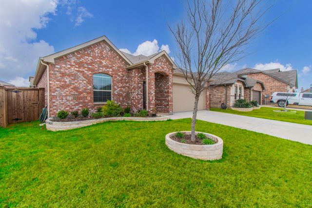 3741 Maroon Creek Road, Aubrey, TX 76227
