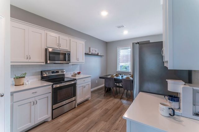 3741 Maroon Creek Road, Aubrey, TX 76227