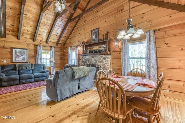 501 Two Branch Lane, Mountain City, TN 37683