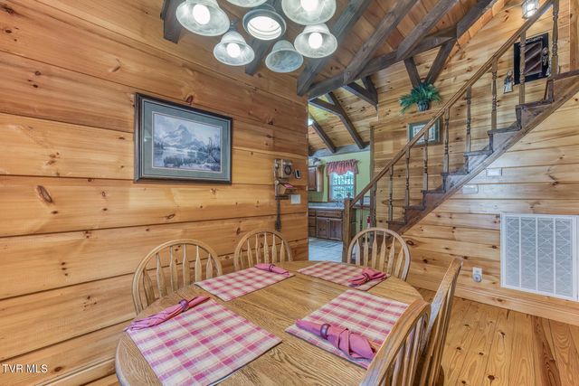 501 Two Branch Lane, Mountain City, TN 37683