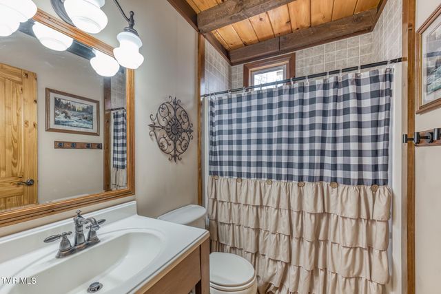 501 Two Branch Lane, Mountain City, TN 37683
