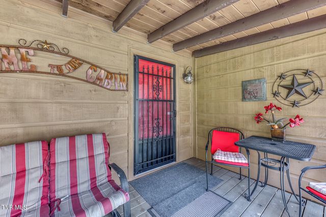 501 Two Branch Lane, Mountain City, TN 37683