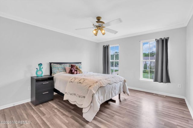 5 James Drive, Waretown, NJ 08758