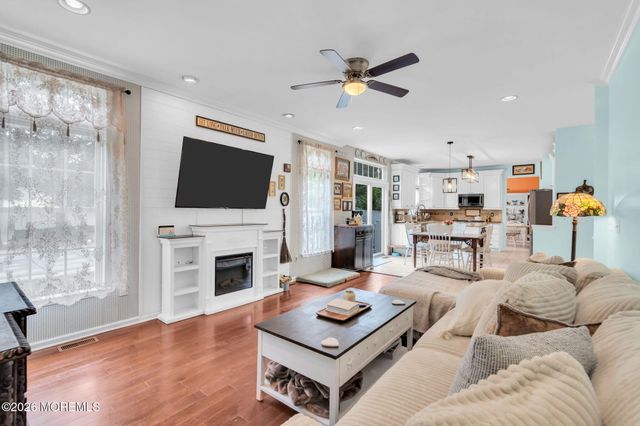 5 James Drive, Waretown, NJ 08758