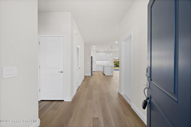 2182 Oklahoma Avenue SW, Palm Bay, FL 32908