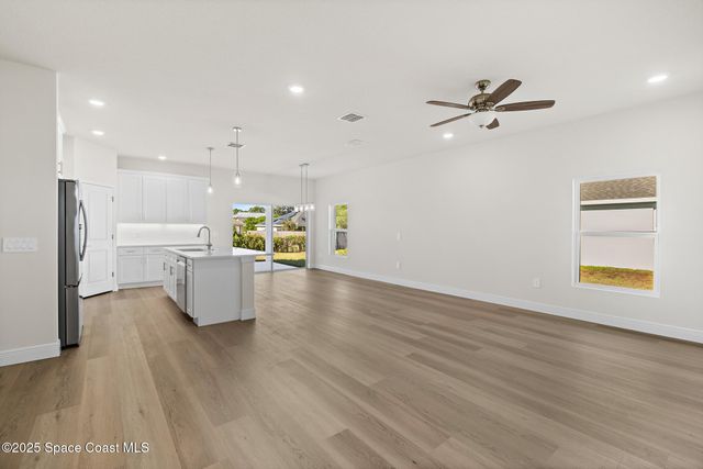 2182 Oklahoma Avenue SW, Palm Bay, FL 32908