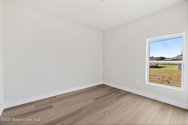 2182 Oklahoma Avenue SW, Palm Bay, FL 32908