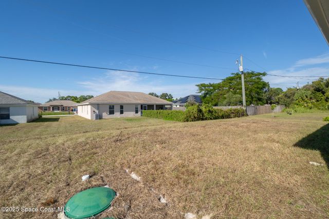 2182 Oklahoma Avenue SW, Palm Bay, FL 32908