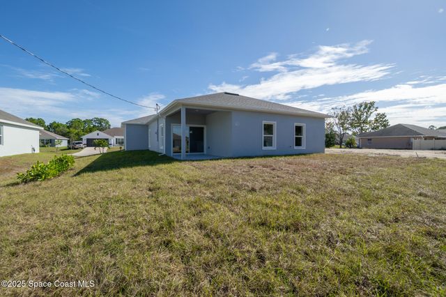 2182 Oklahoma Avenue SW, Palm Bay, FL 32908