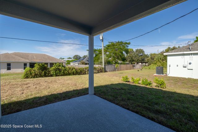 2182 Oklahoma Avenue SW, Palm Bay, FL 32908