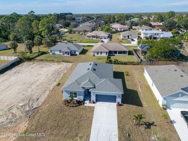 2182 Oklahoma Avenue SW, Palm Bay, FL 32908