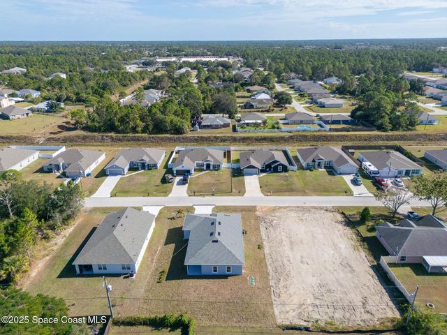 2182 Oklahoma Avenue SW, Palm Bay, FL 32908