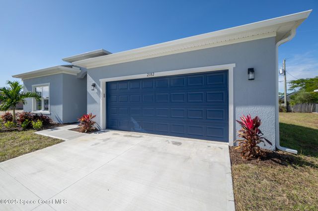 2182 Oklahoma Avenue SW, Palm Bay, FL 32908