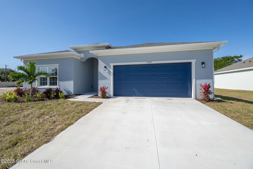 2182 Oklahoma Avenue SW, Palm Bay, FL 32908