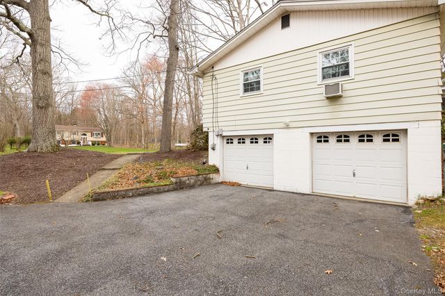 12 Julie Drive, Fishkill, NY 12533
