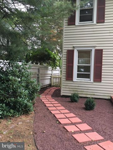 433 EASTON RD, Riegelsville, PA 18077
