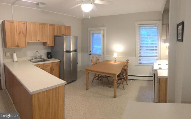 433 EASTON RD, Riegelsville, PA 18077