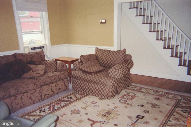 433 EASTON RD, Riegelsville, PA 18077