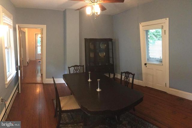 433 EASTON RD, Riegelsville, PA 18077