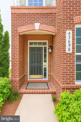 43698 CHICACOAN CREEK SQ, Leesburg, VA 20176