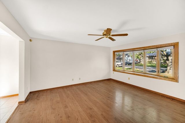 716 Fremont Road, Valparaiso, IN 46385