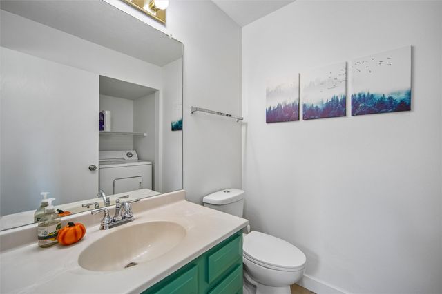 1032 S 50th Place, West Des Moines, IA 50265