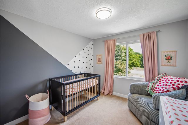 1032 S 50th Place, West Des Moines, IA 50265