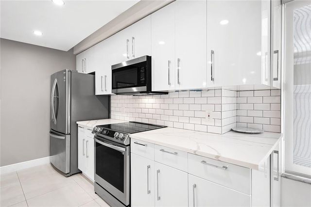 2801 NE 59th Street, Fort Lauderdale, FL 33308