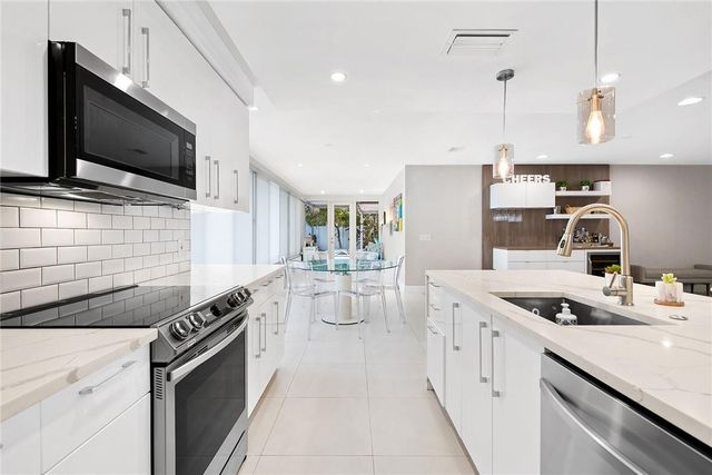 2801 NE 59th Street, Fort Lauderdale, FL 33308