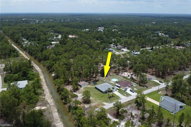 1205 Lake AVE, Lehigh Acres, FL 33972