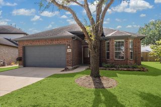 2706 Park Springs Drive, Pearland, TX 77584