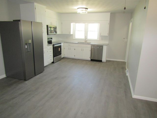 2605 Robin Rd., Salina, KS 67401