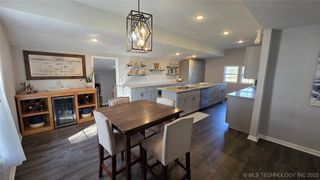 15802 S Elwood Avenue, Glenpool, OK 74033