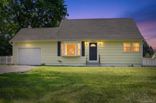 45 Sheraton Drive, Poughkeepsie, NY 12601