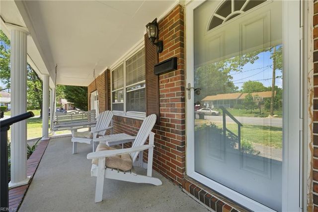 4945 Blackfoot CRES, Virginia Beach, VA 23462