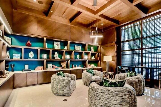 5875 COLLINS Avenue 1606, Miami Beach, FL 33140