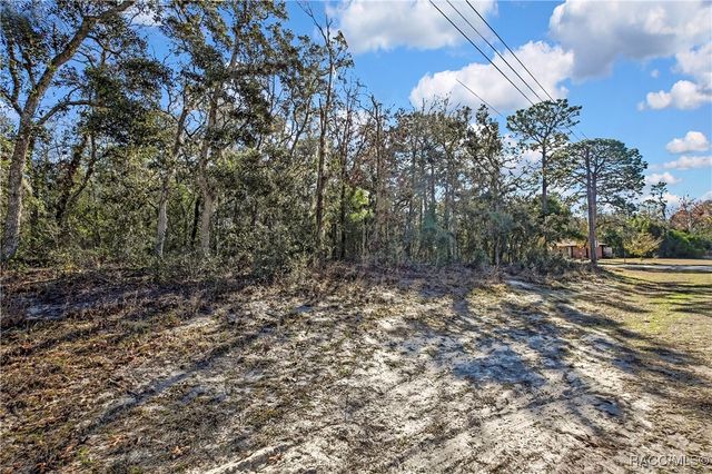 87 Cypress Circle, Homosassa, FL 34446