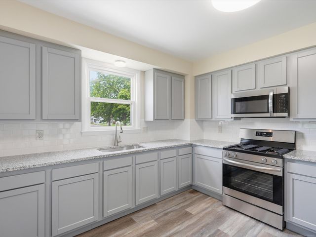 1328 Wells Street, Port Huron, MI 48060