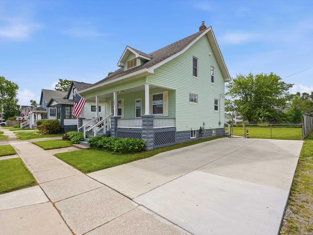 1328 Wells Street, Port Huron, MI 48060
