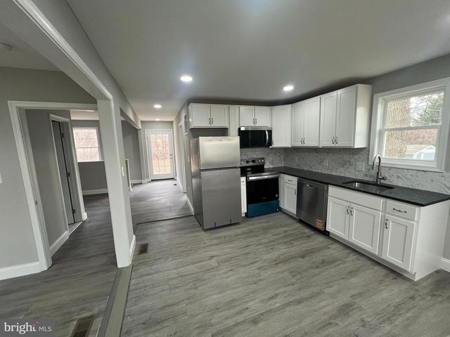 7967 FOSTER AVE, Severn, MD 21144