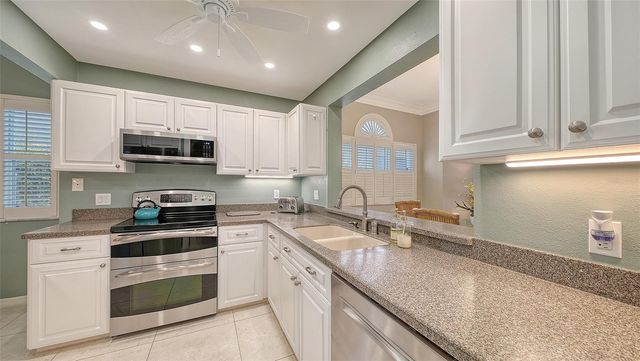 3410 CHELMSFORD COURT 3, Sarasota, FL 34235