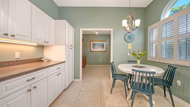 3410 CHELMSFORD COURT 3, Sarasota, FL 34235