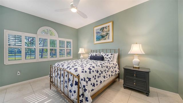 3410 CHELMSFORD COURT 3, Sarasota, FL 34235