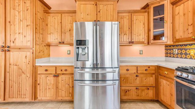 56948 Plaza Del Amigo, Yucca Valley, CA 92284